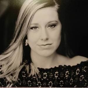 Meet your Posher, Joni